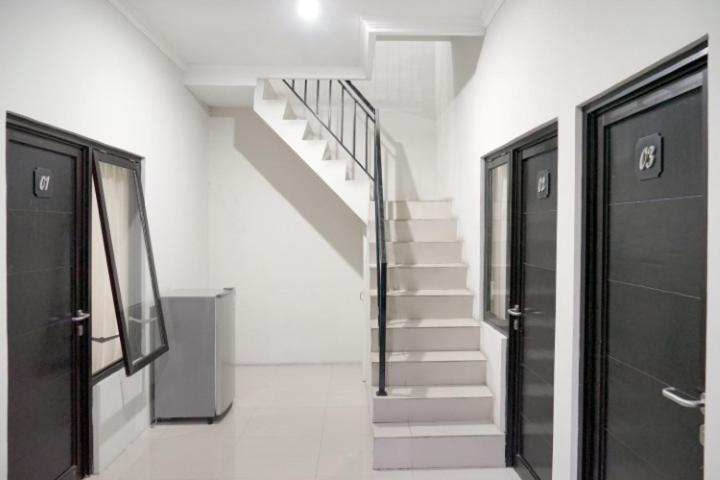 Dparagon Pamela 4 Maguwo Exterior foto